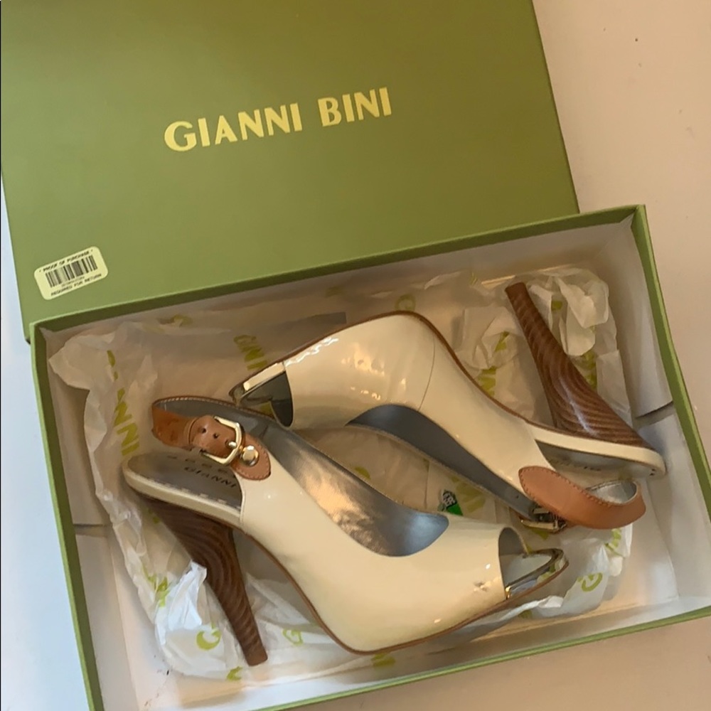 Gianni Bini high heels